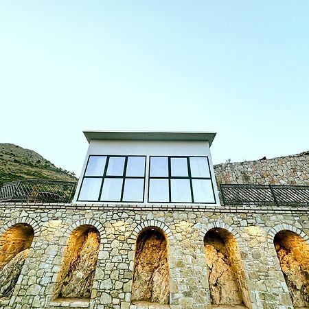 Hotel Iliria Canaj Экстерьер фото
