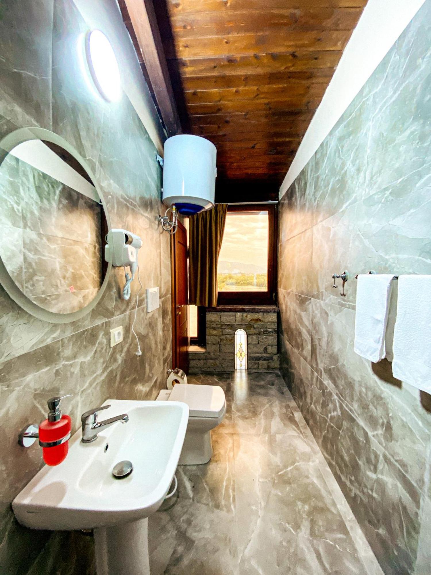 Hotel Iliria Canaj Номер фото